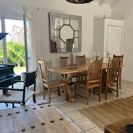 Doble Mar Azul Homestay Irun